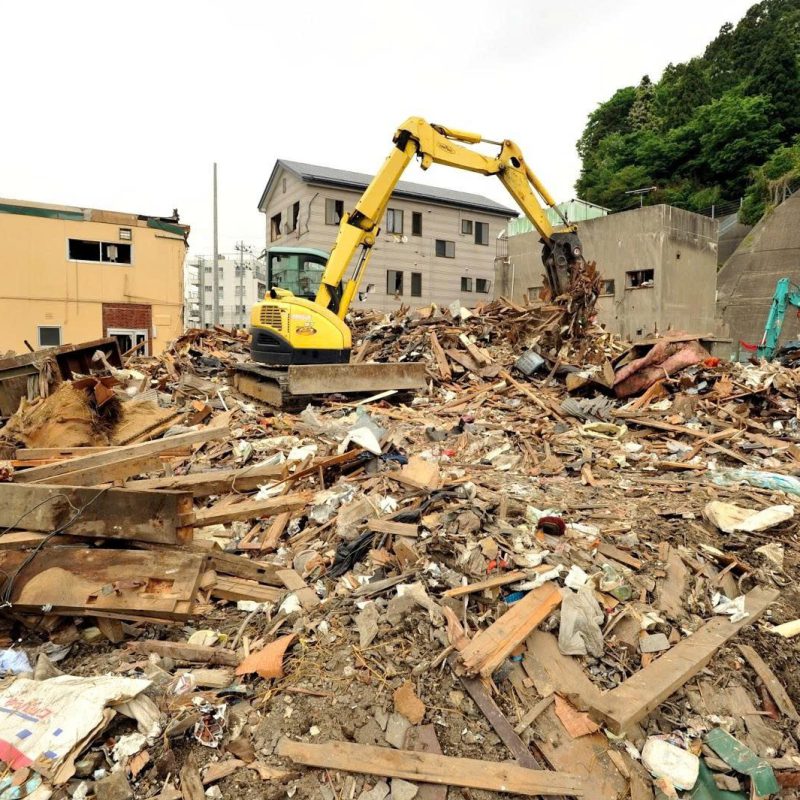 Dịch vụ xử lý trạc, phế thải xây dựng